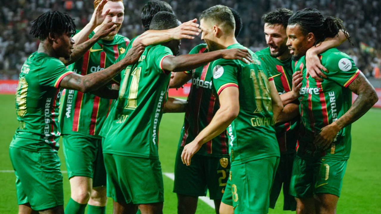 Amedspor Süper Lig'e fırtına gibi başladı!