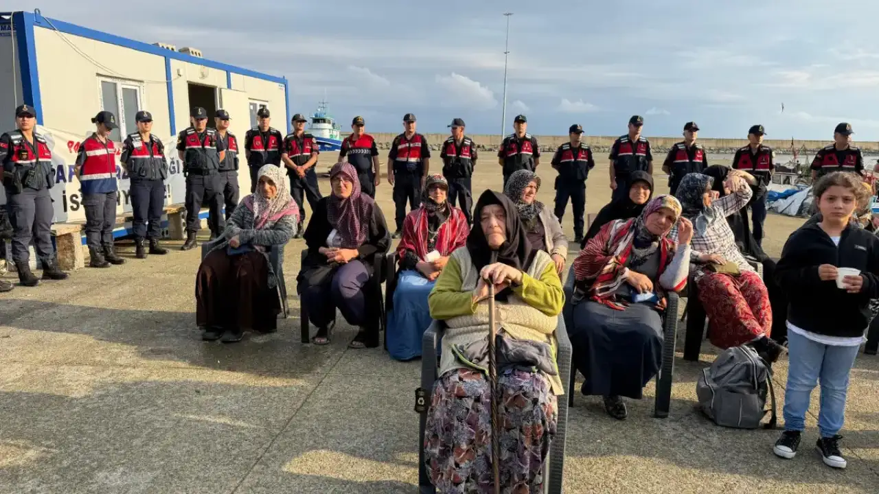 Rize'de kafes balıkçılığına karşı köylüler direniyor: 4 balıkçı gözaltına alındı