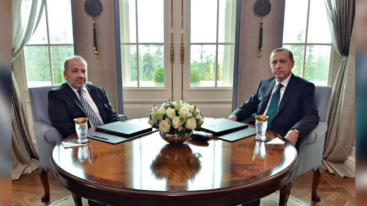 İktidarın “Elini kaldır dediğinde kaldıracak” dediği AYM üyesi ortaya çıktı: FETÖ'den tutuklanmış