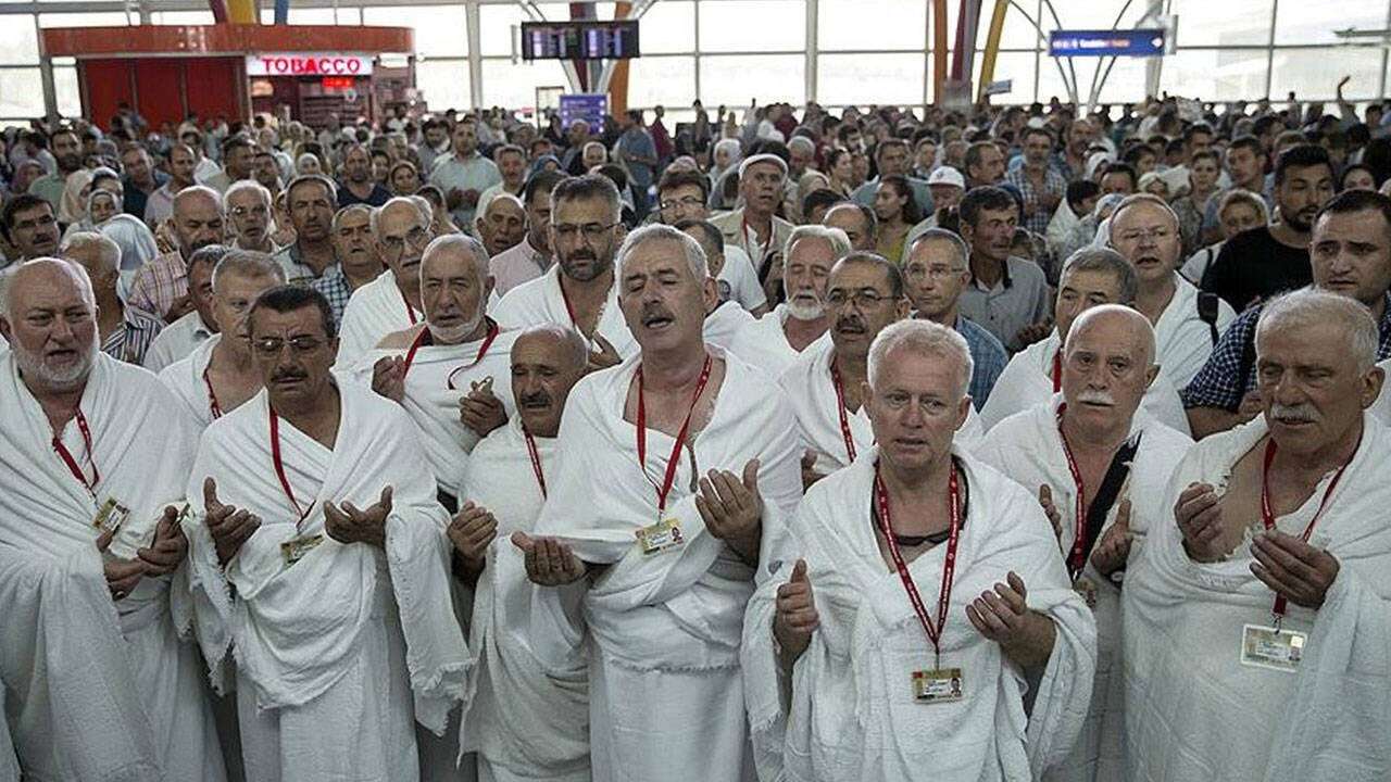 ‘Milli para seferberliği’ denilmişti: Diyanet’ten hac için dolar kararı