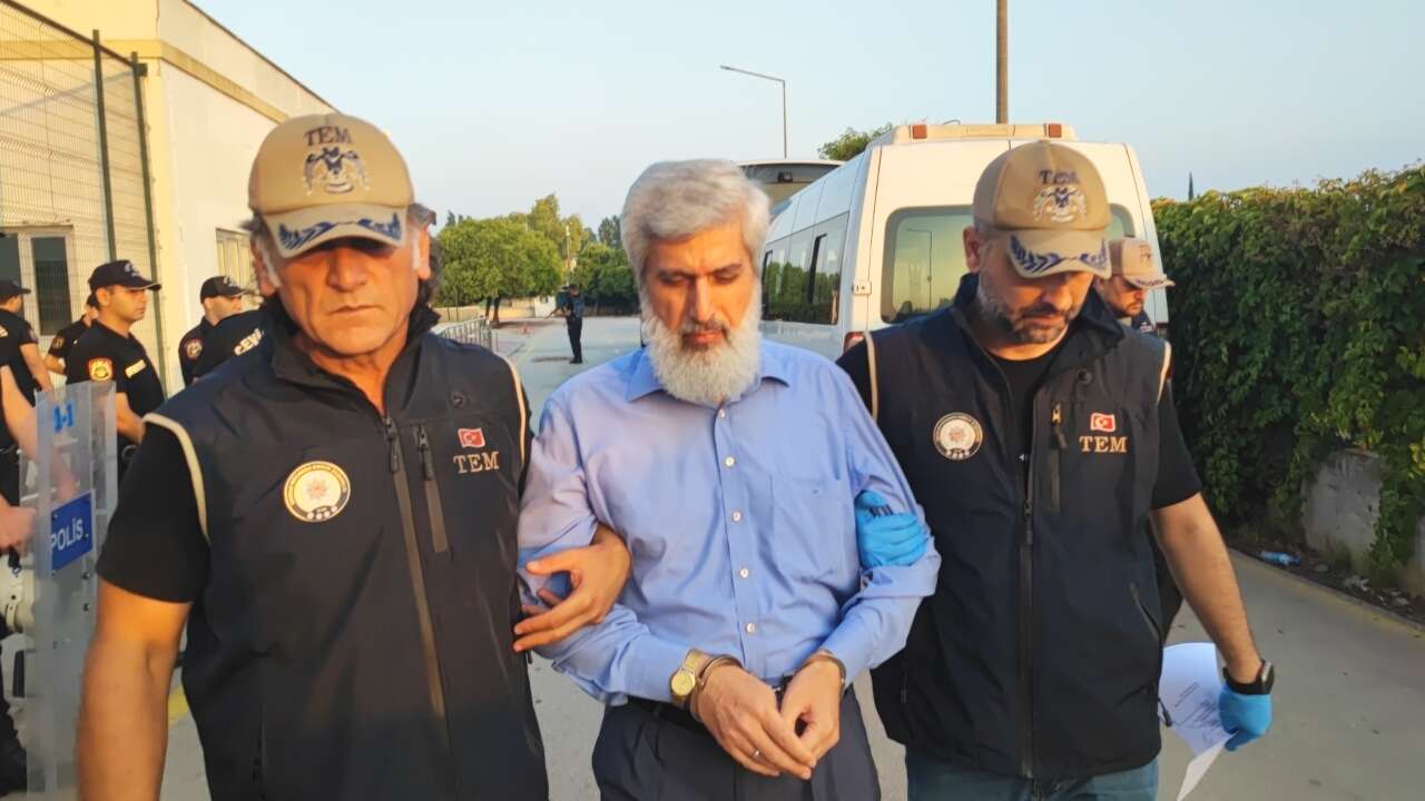 Alparslan Kuytul soruşturmasında kayyım atanan şirketler belli oldu: Ünlü börek firması da listede