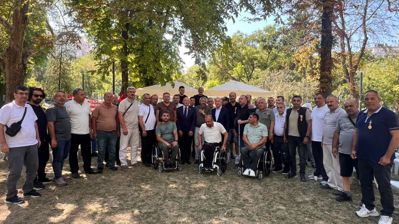 YENİ Parti’li Bakan'dan İçişleri Bakanı'na: Gazilere müdahale emrini kim verdi?