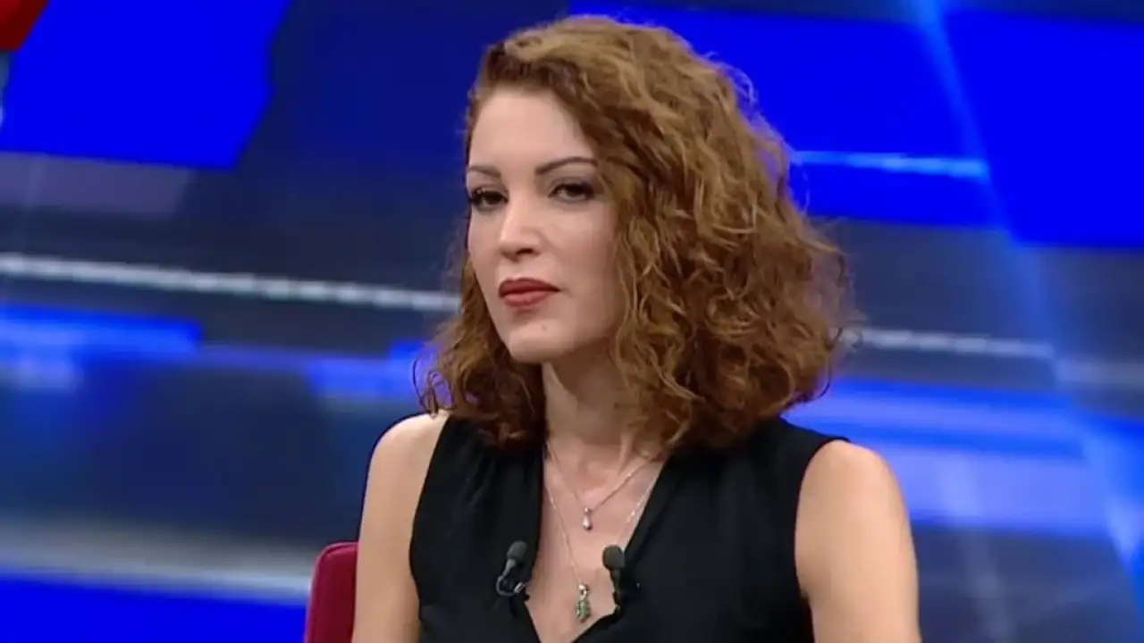 Medreseleri savunan Nagehan Alçı'ya çağrı: Hemen kızlarını kolejden alıp medreseye versin!