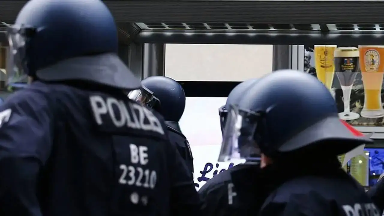 Almanya’yı karıştıran iddia: Berlin yakınlarında Rus istihbarat servisine ait silah deposu!