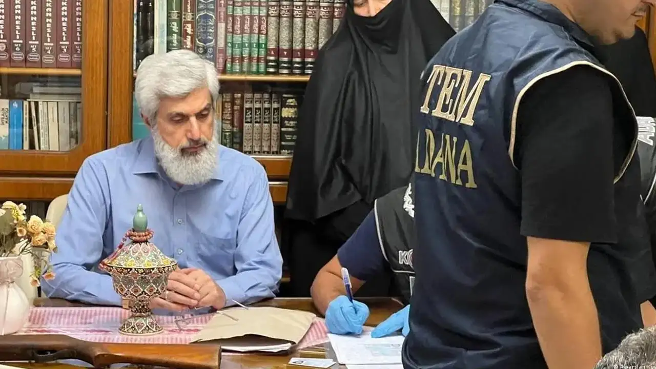 2 avukatı da gözaltına alındı: Alparslan Kuytul avukatsız savunma verecek