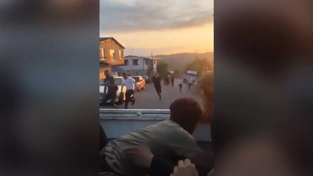 Şırnaklı mevsimlik tarım işçilerine Zonguldak'ta taşlı saldırı!