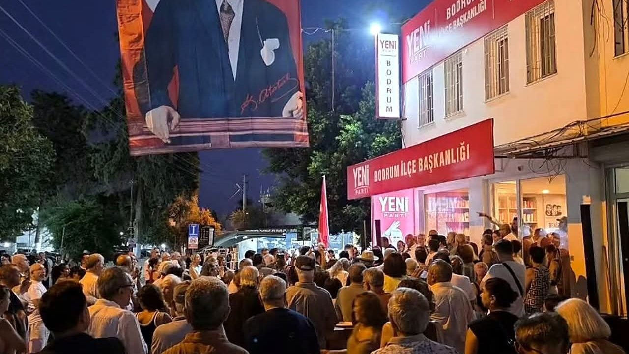 YENİ Parti'nin Bodrum ve Ula'da yeni ilçe binaları açıldı
