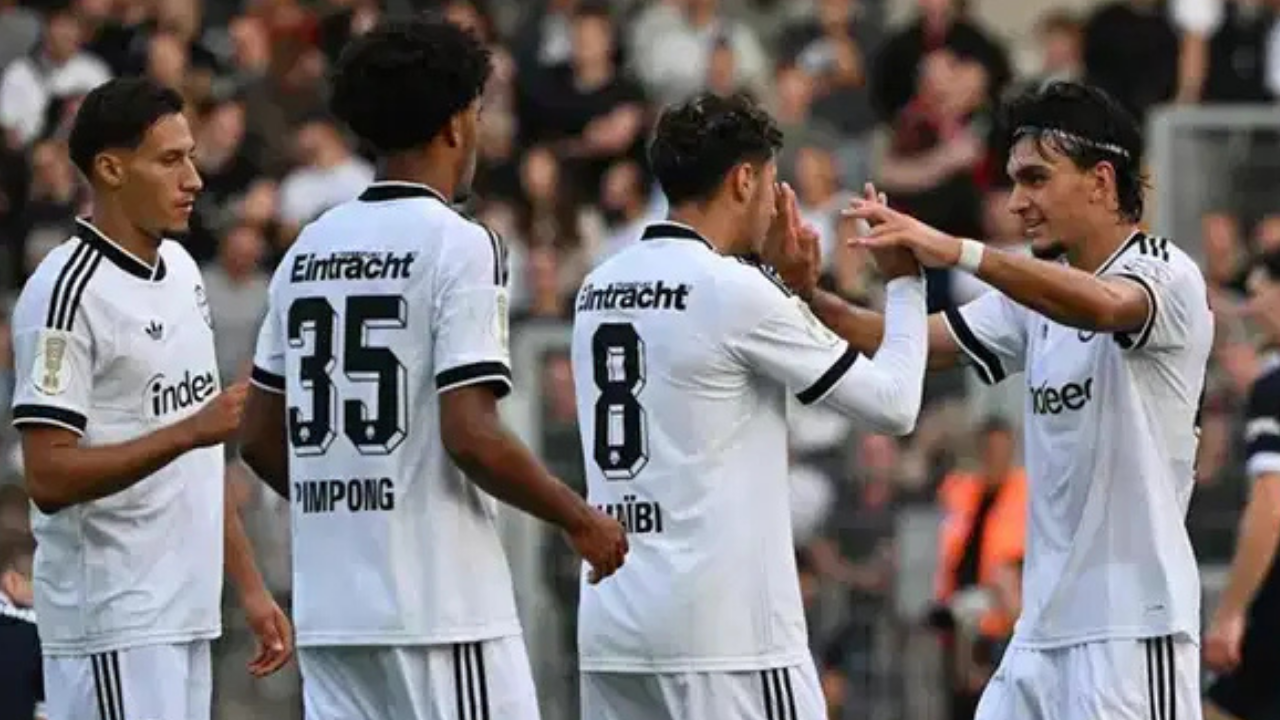 Adı Galatasaray ile anılıyordu: Kulübünden açıklama geldi!