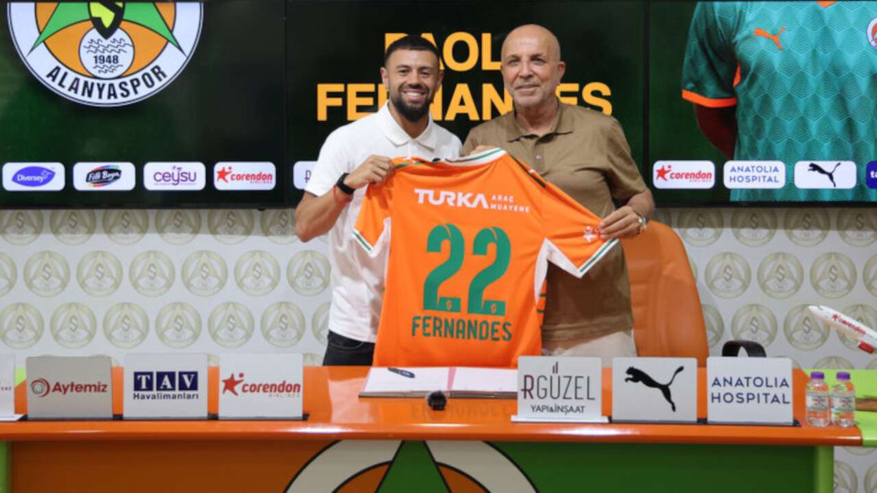 Alanyaspor, Fernandes'e imzayı attırdı: Transfere eski futbolcusu yardımcı oldu