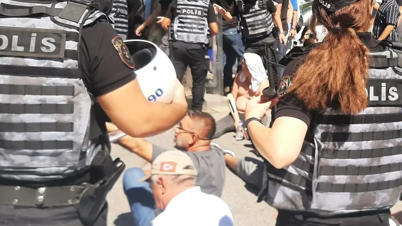Gaziler bakanlığın kapısından döndü!