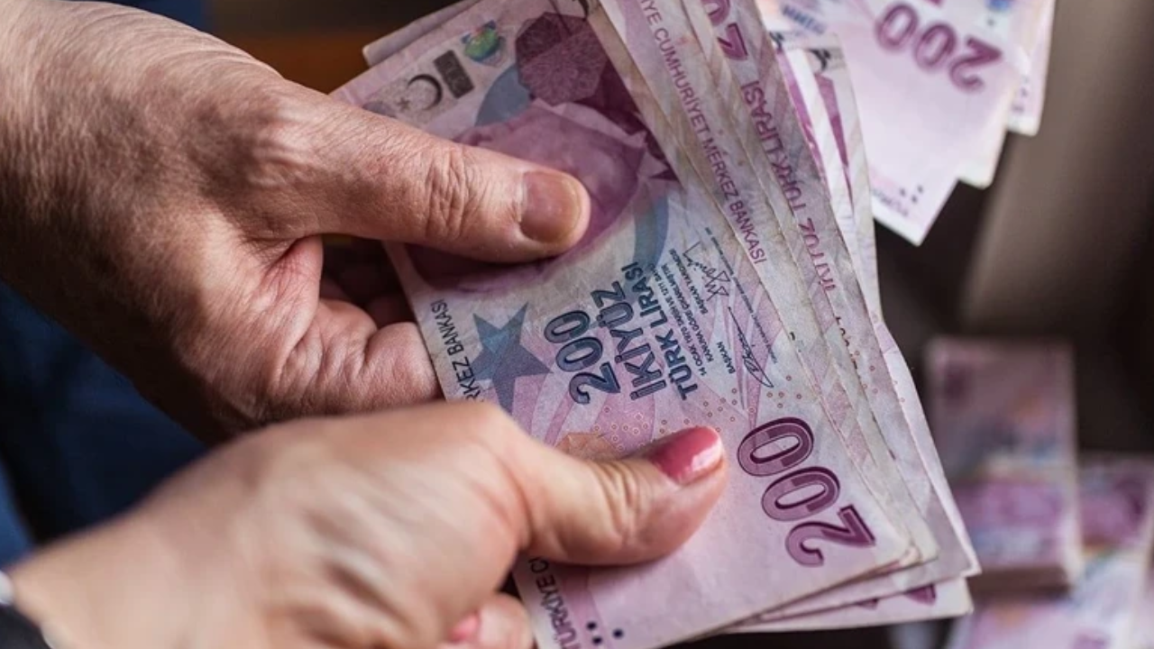 Milyonlarca çalışanı heyecanlandıran gelişme: Kademeli emeklilik için net tarih verildi
