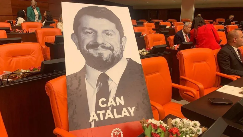 Can Atalay, depremzedelerin durumuna dikkat çekti: Hataylılar canlarıyla sınanıyor