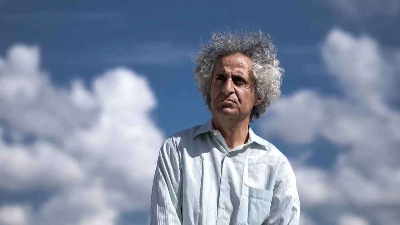 Mohsen Namjoo ülkesine dönme kararı aldı