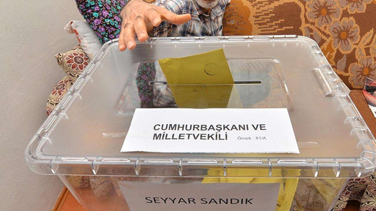 Son anket: Fark '0,5' puan, İmamoğlu önde...