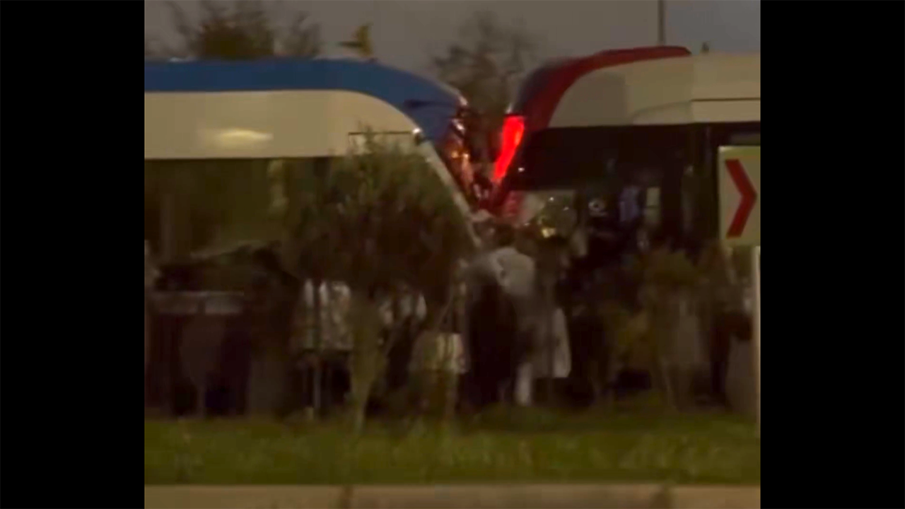 İstanbul'da iki tramvay çarpıştı: Yaralılar var