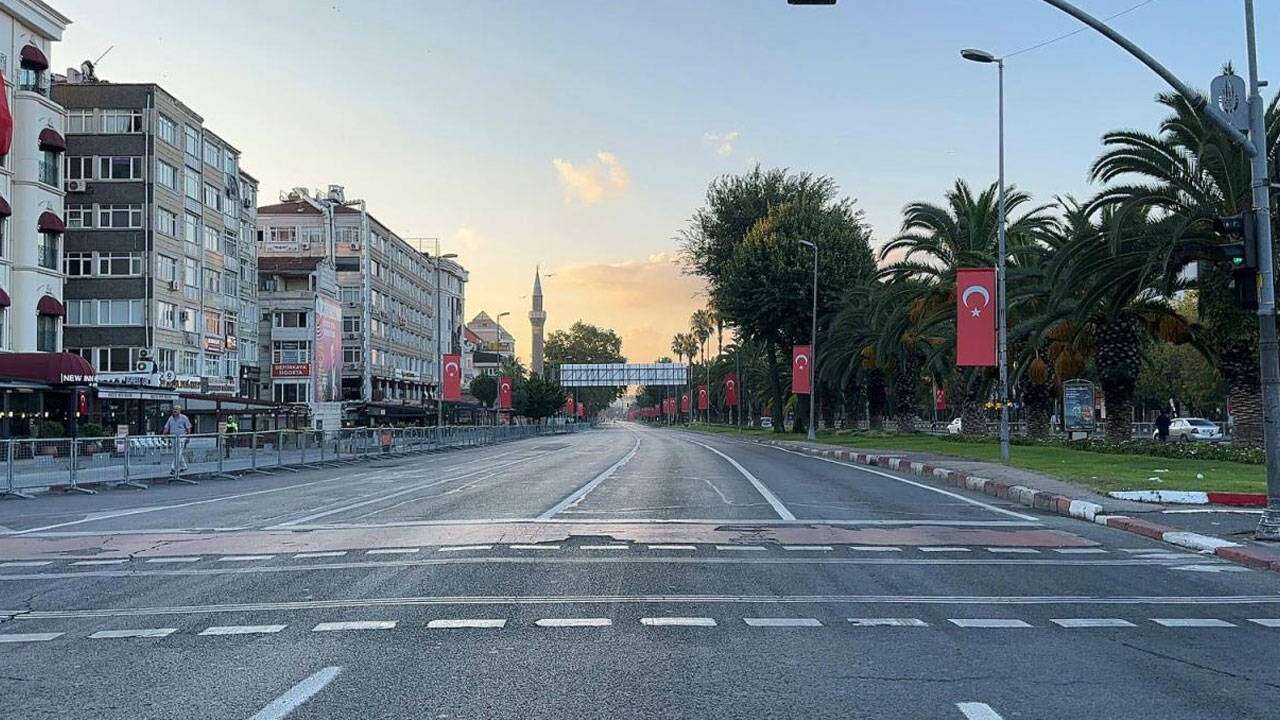 İstanbul'da bugün trafiğe kapatılacak yollar