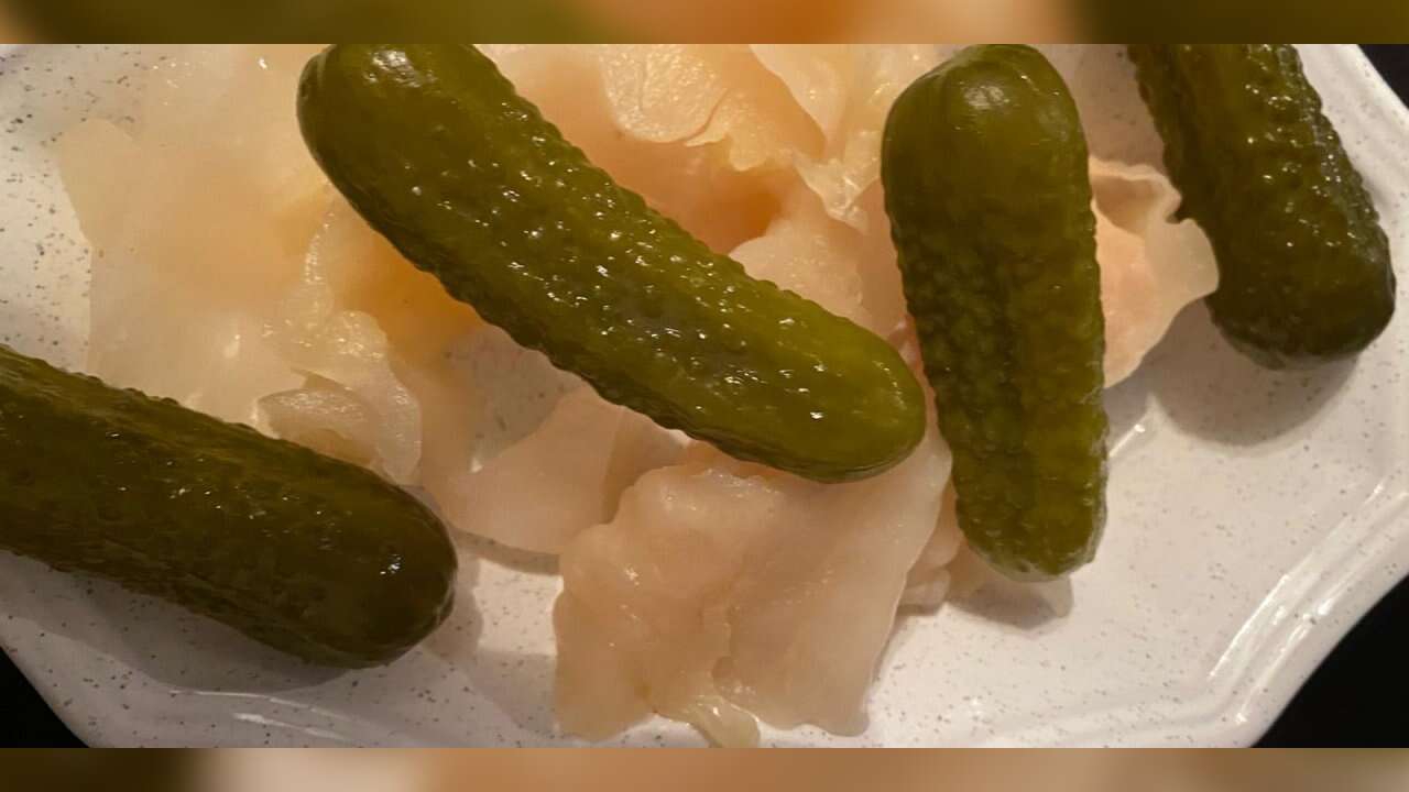 Turşu eriyor mu. Ustaların turşuyu kıtır kıtır yapan yöntemi. Köpüklenme de olmuyor