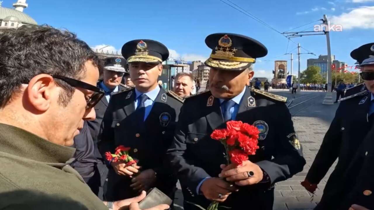 Polisten zabıtaya İstiklal yasağı: 'İstiklal Caddesi’nde yürüyemeyecek miyiz?'