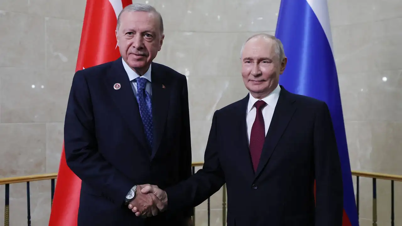 Erdoğan ve Putin buluştu: Akkuyu mesajı...