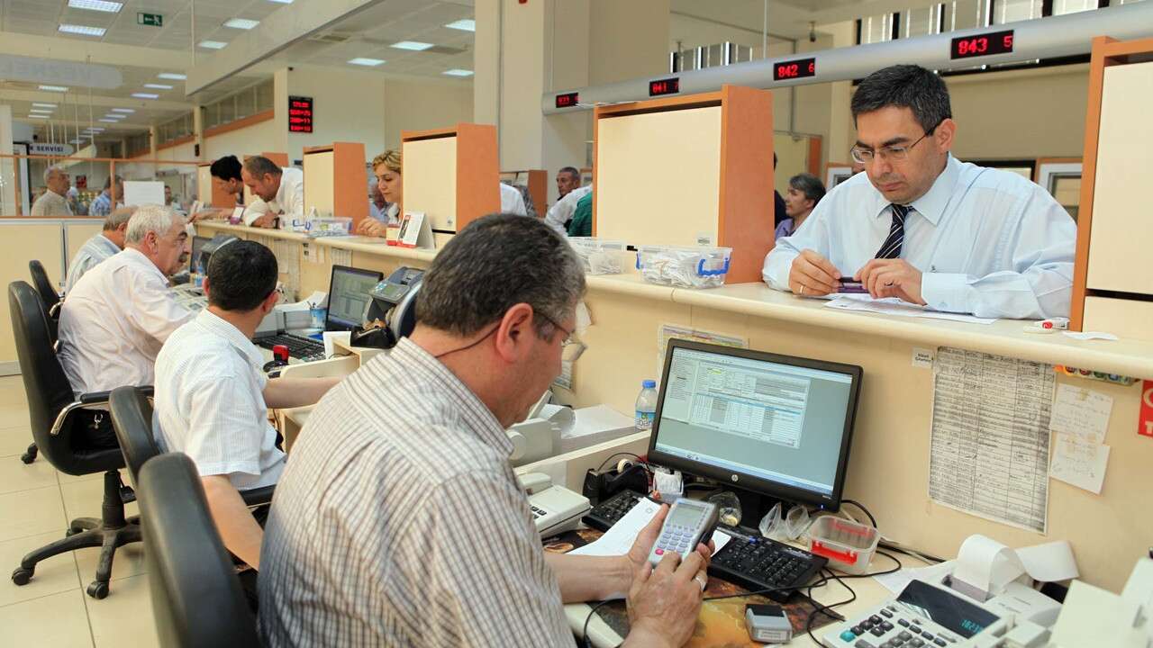 Memurlar için yeni dönem: Zorunlu eğitim şart...
