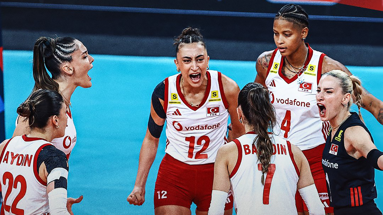Adım adım kupaya: Filenin Sultanları finale yükseldi