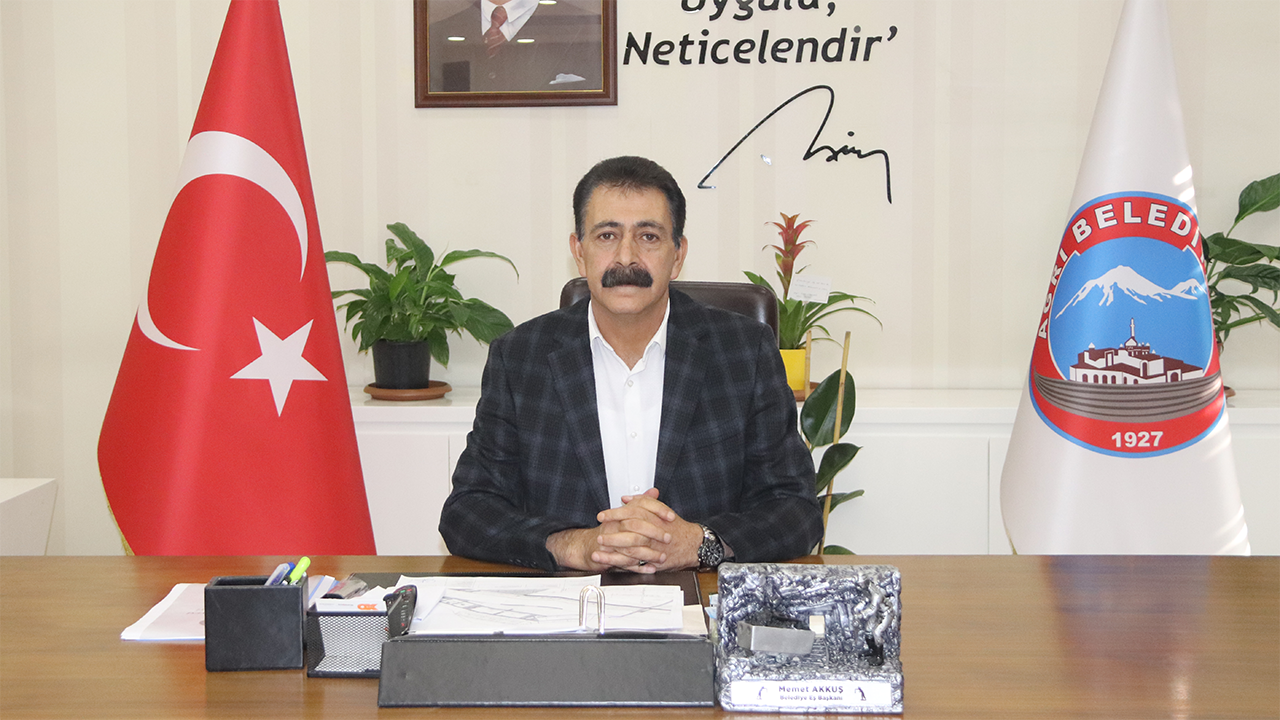 DEM Partili Ağrı Belediye Eşbaşkanı Memet Akkuş hayatını kaybetti