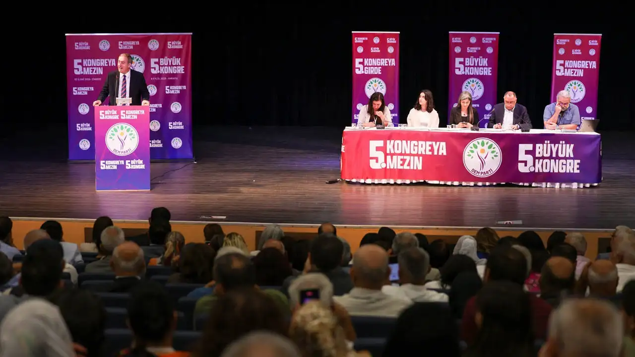 DEM Parti'nin geleceği: Pervin Buldan yeni ismi verdi...