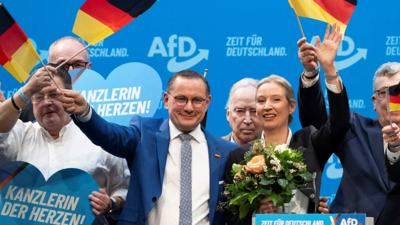 Almanya'da 80 yıl sonra tarihi kırılma: Aşırı sağcı AfD o eyalette seçimi kazandı!