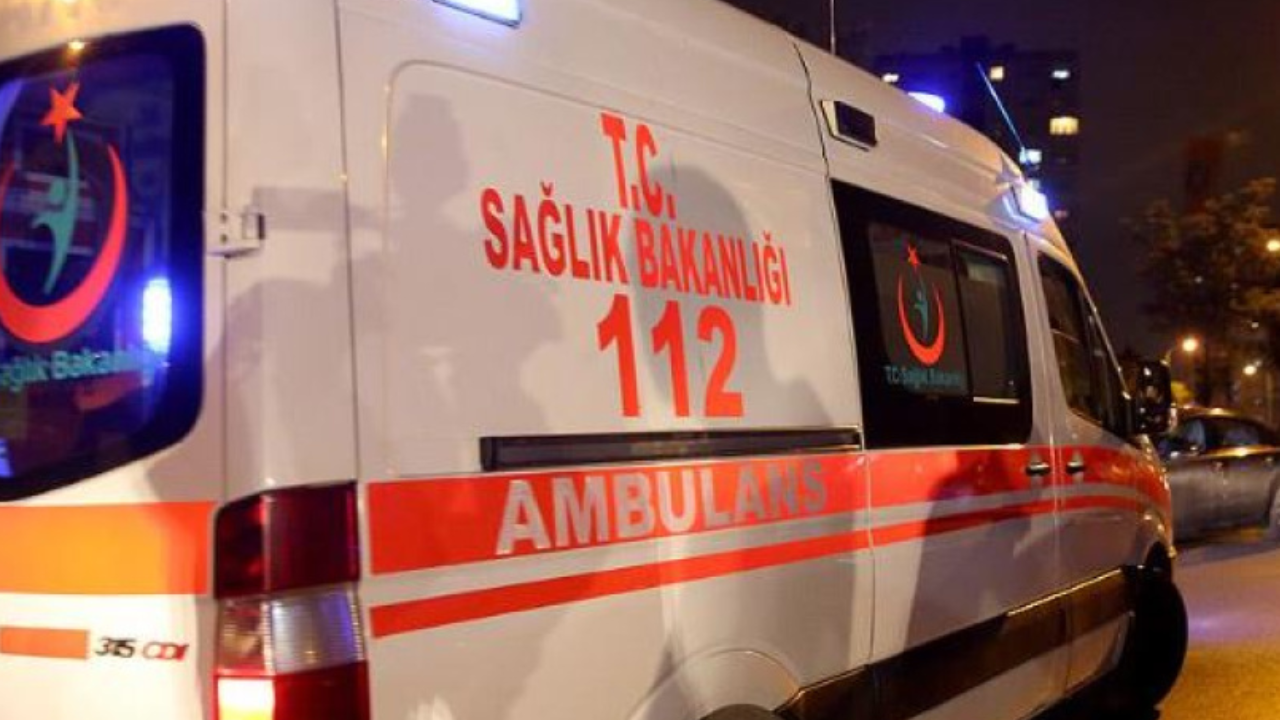Esenler'de dehşet: Aynı evde yaşadığı kadın ve oğlunu vurdu
