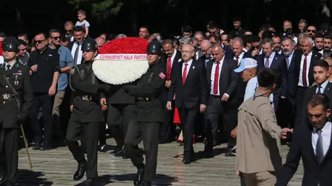 CHP'nin Anıtkabir yürüyüşü: Mersin ve Adana Belediye Başkanları katıldı, Mansur Yavaş katılmadı