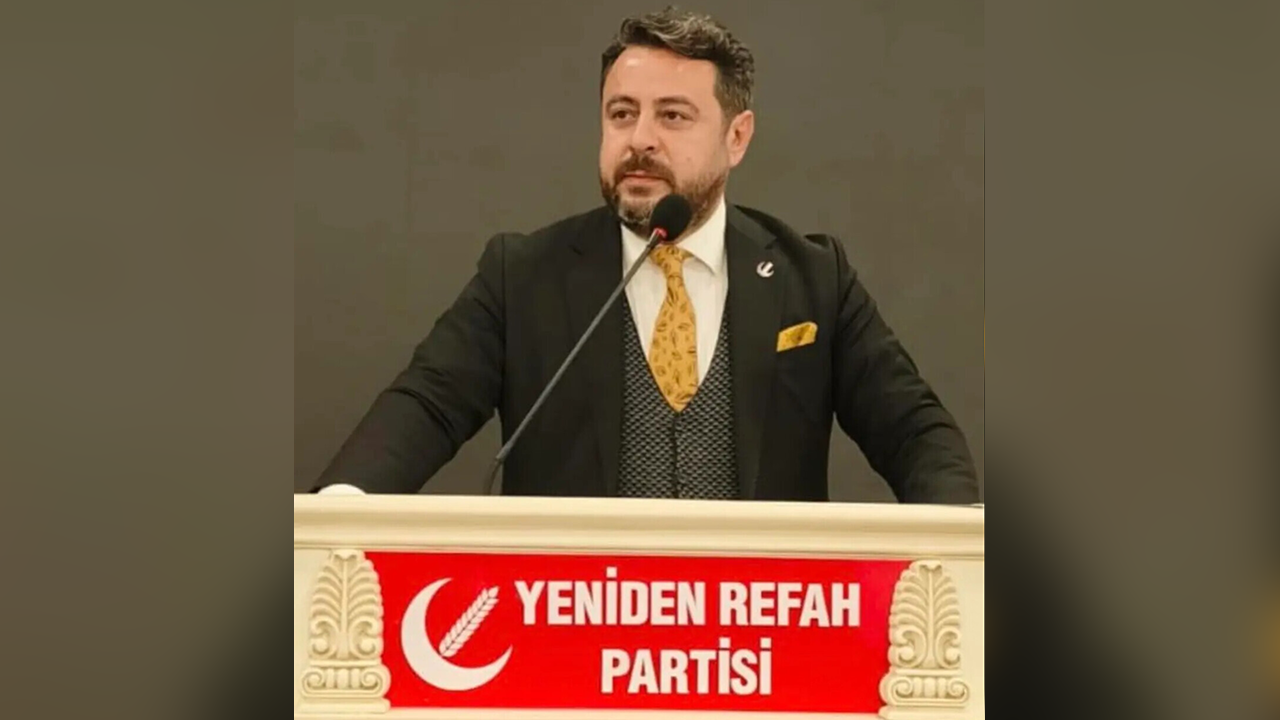 Yeniden Refah Partisi'nde istifa: 'Gördüğüm lüzum üzerine...'