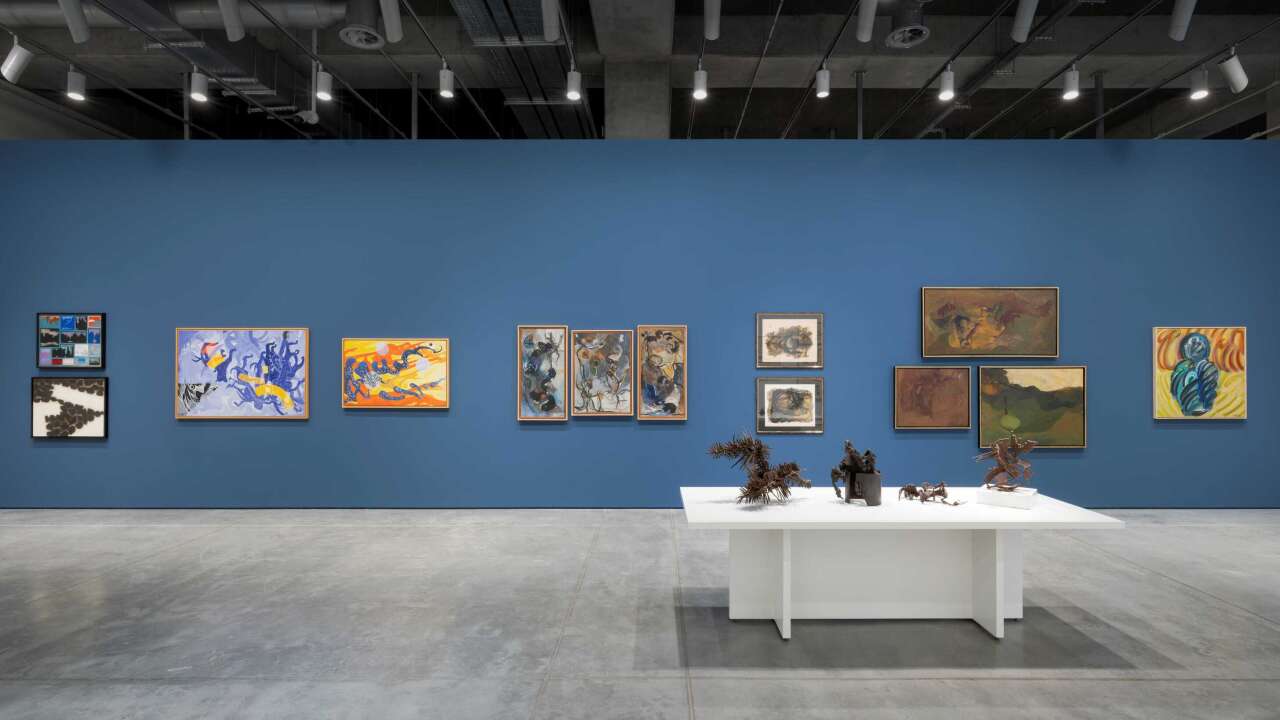 İstanbul Modern’de 119 sanatçı ve 230 yapıt “Aynı Mavinin Altında”