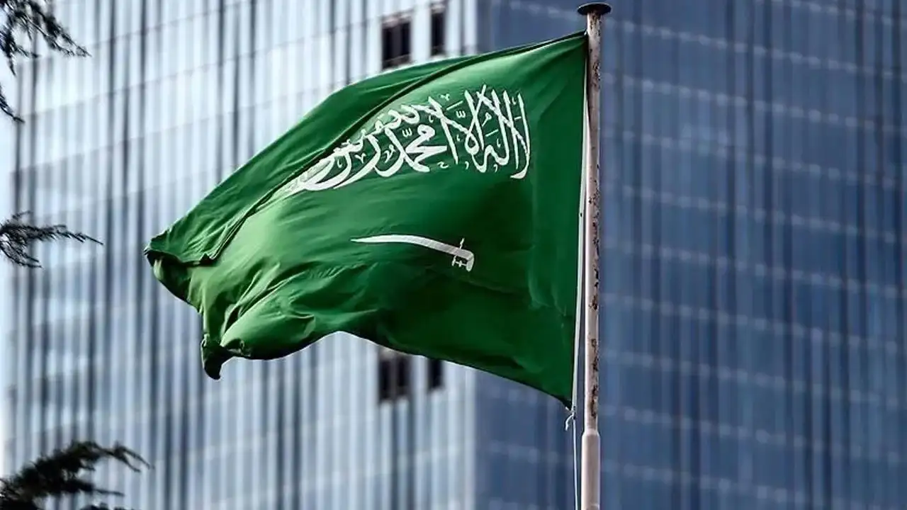 Suudi Arabistan’da iki kent için 'potansiyel tehlike' uyarısı