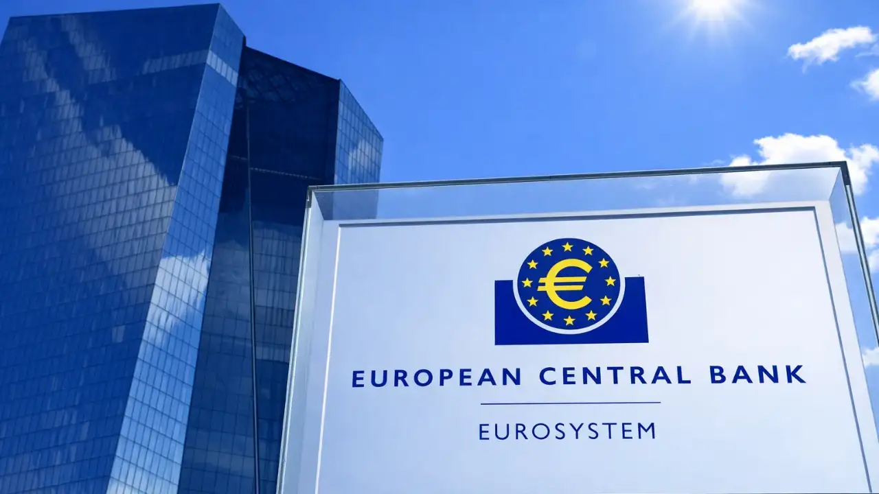 Avrupa Merkez Bankası faiz kararını açıkladı, eurodan ilk tepki geldi