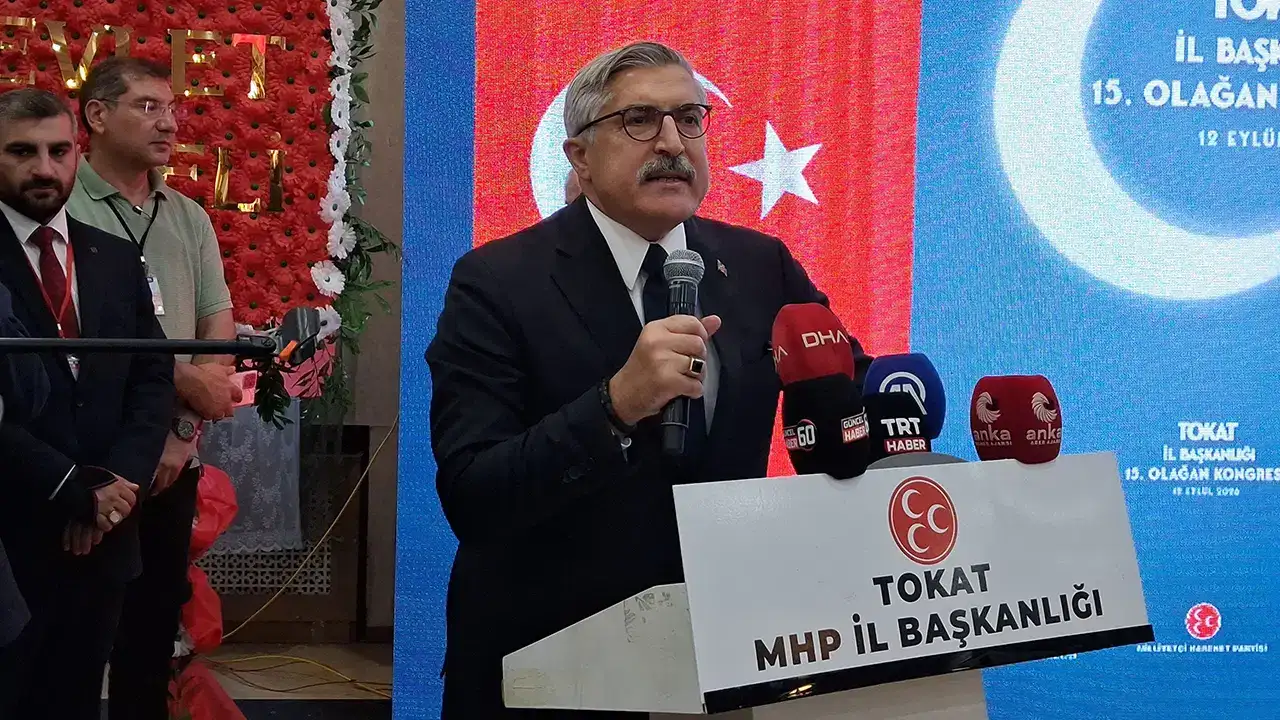 AK Partili Yayman'dan 'yeni anayasa' çıkışı