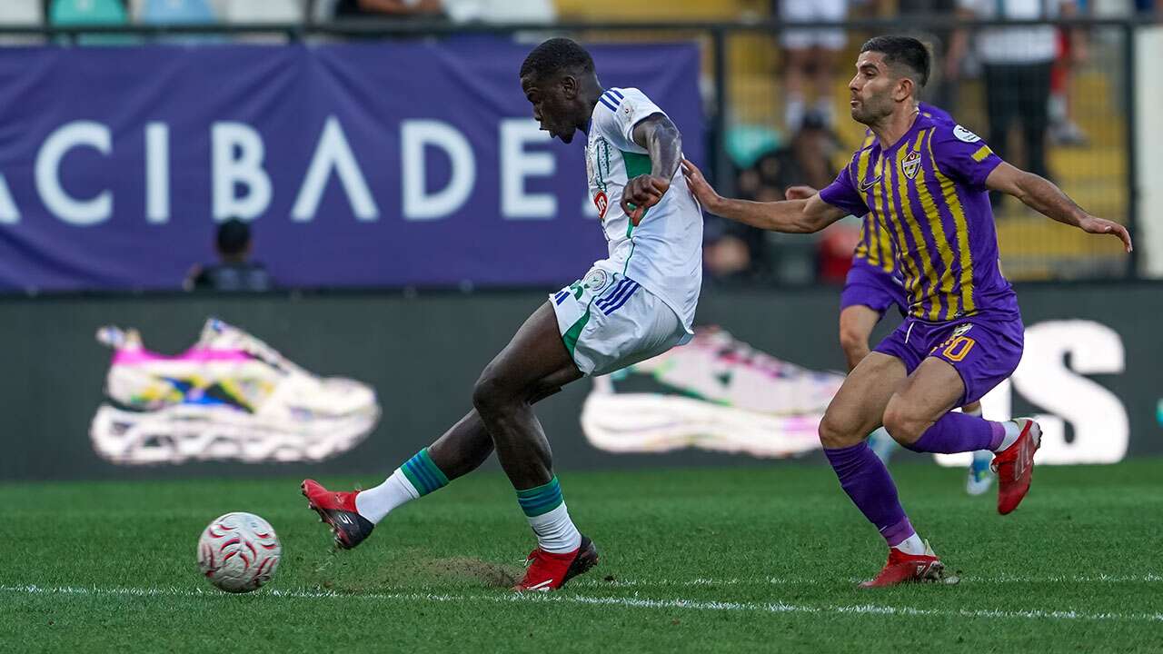 10 kişi kalan Rizespor, İstanbul'dan 3 puanla dönüyor