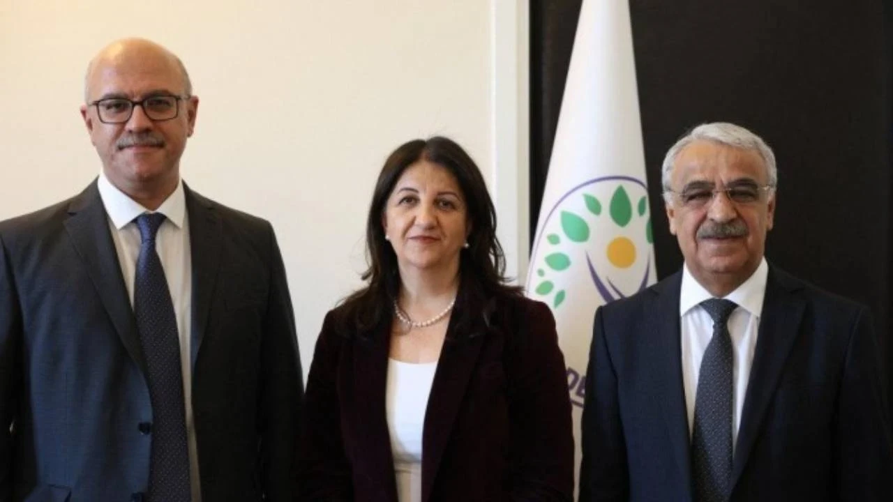 DEM Parti İmralı Heyeti'nin Öcalan ile görüşmesi sona erdi