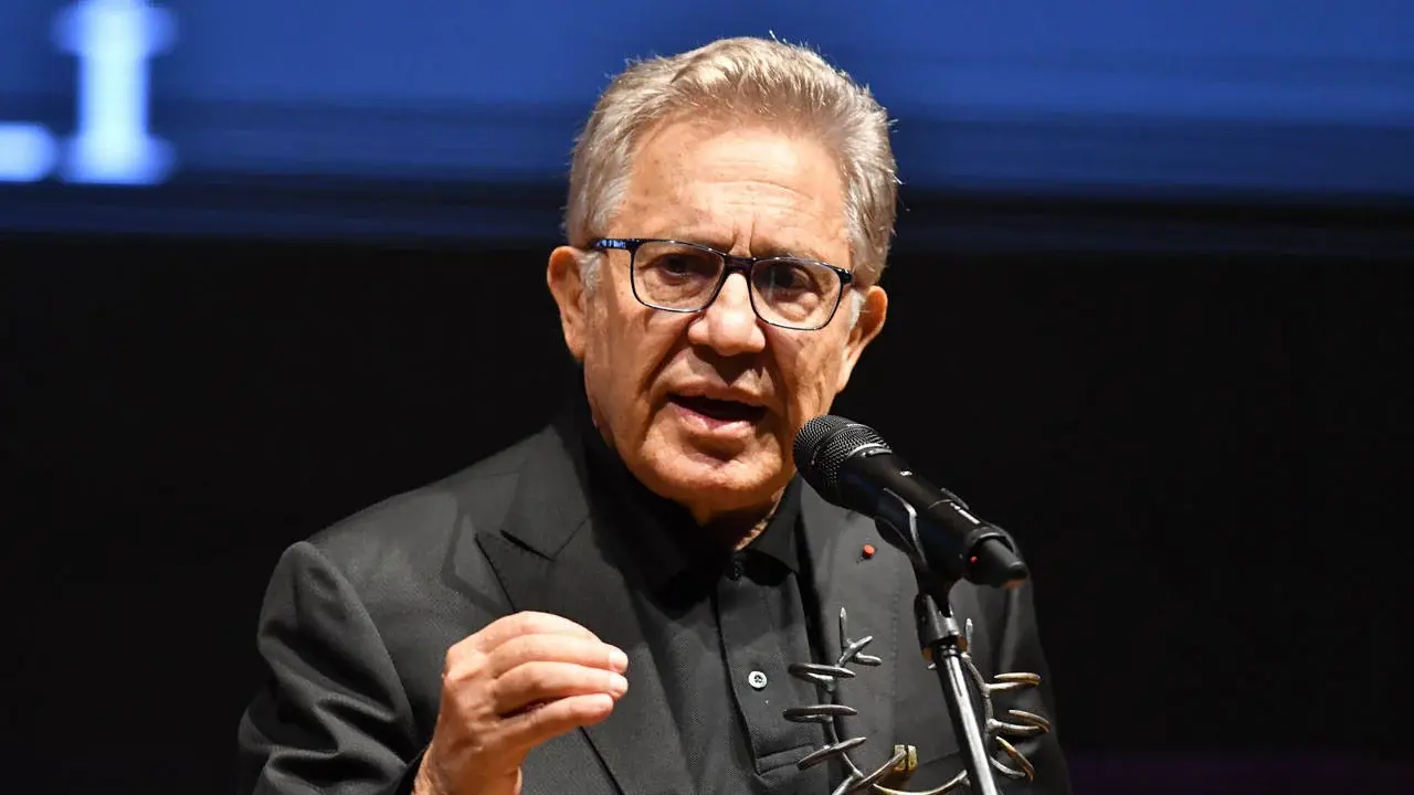 Zülfü Livaneli'den 'Yiğidim Aslanım' yerine Yeni Parti'ye iki yeni şarkı önerisi