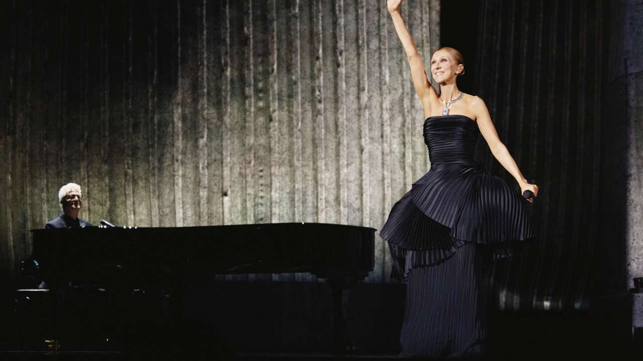 Celine Dion altı yıl sonra sahneye döndü