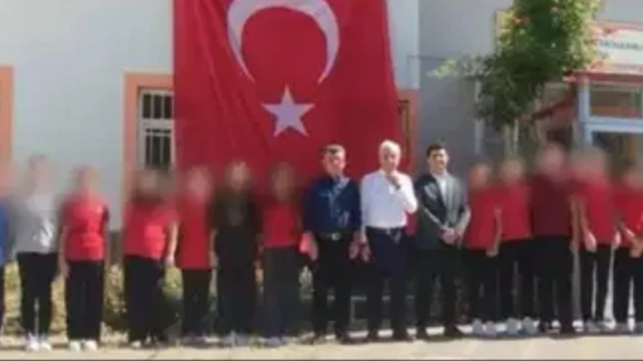 AK Parti ilçe teşkilatından okullara denetim! Müfettiş gibi teftişe kalktılar