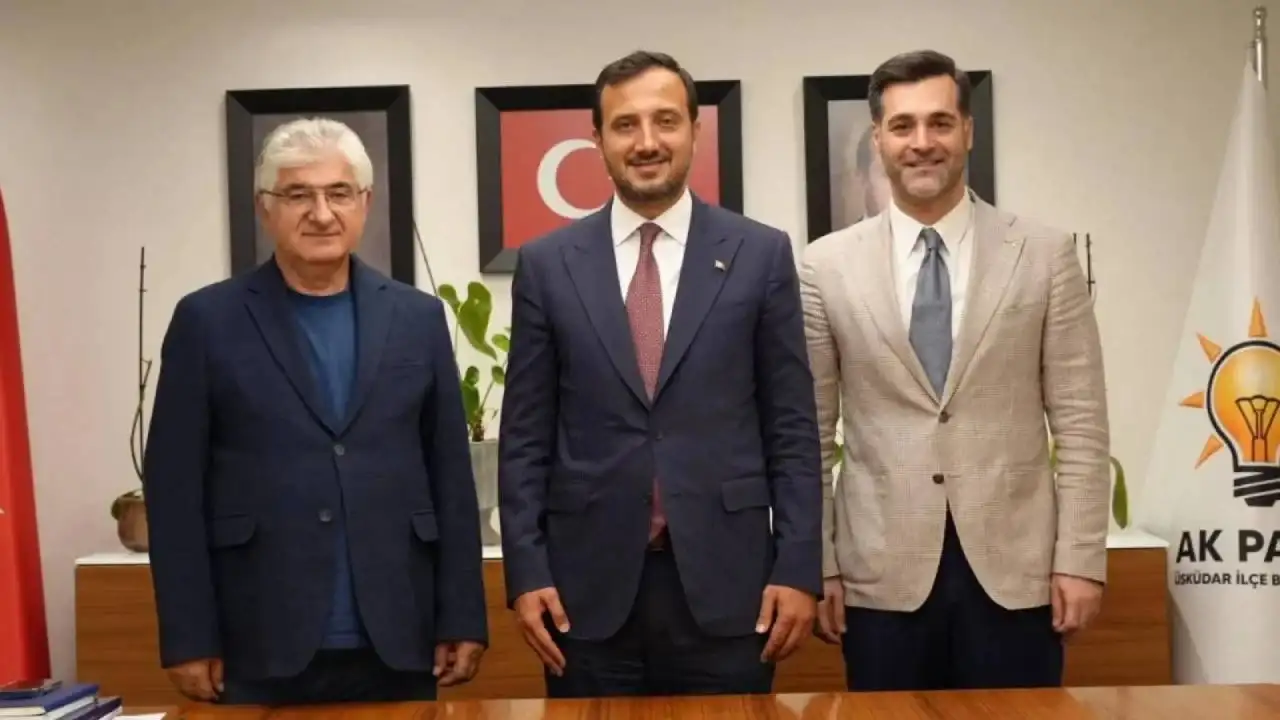 İstediği oldu: CHP'den AK Parti'ye geçen Meclis Üyesi Tahsin Usta Üsküdar Belediyesi'nde Başkan Yardımcısı oldu