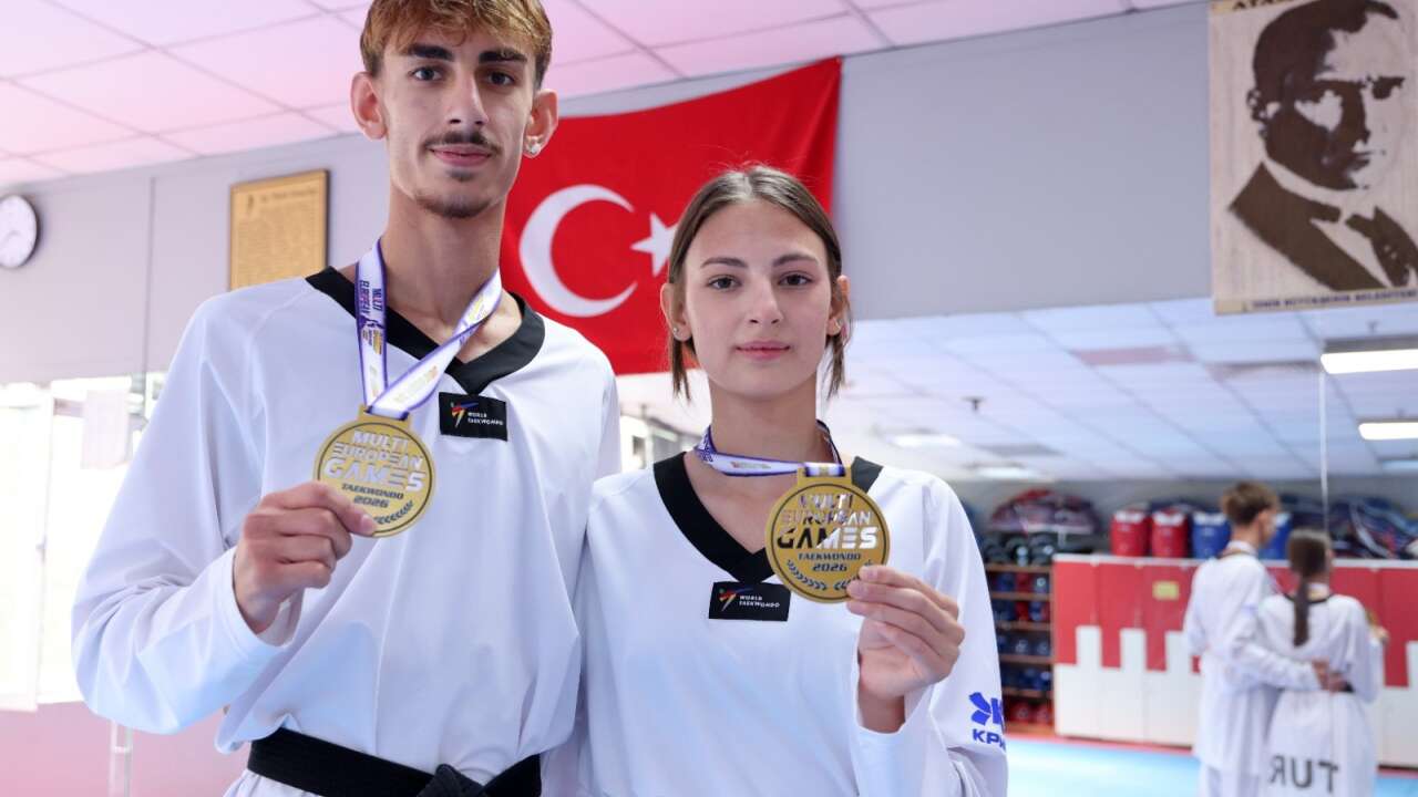 İzmirli kardeşler Avrupa’dan iki altın madalyayla döndü
