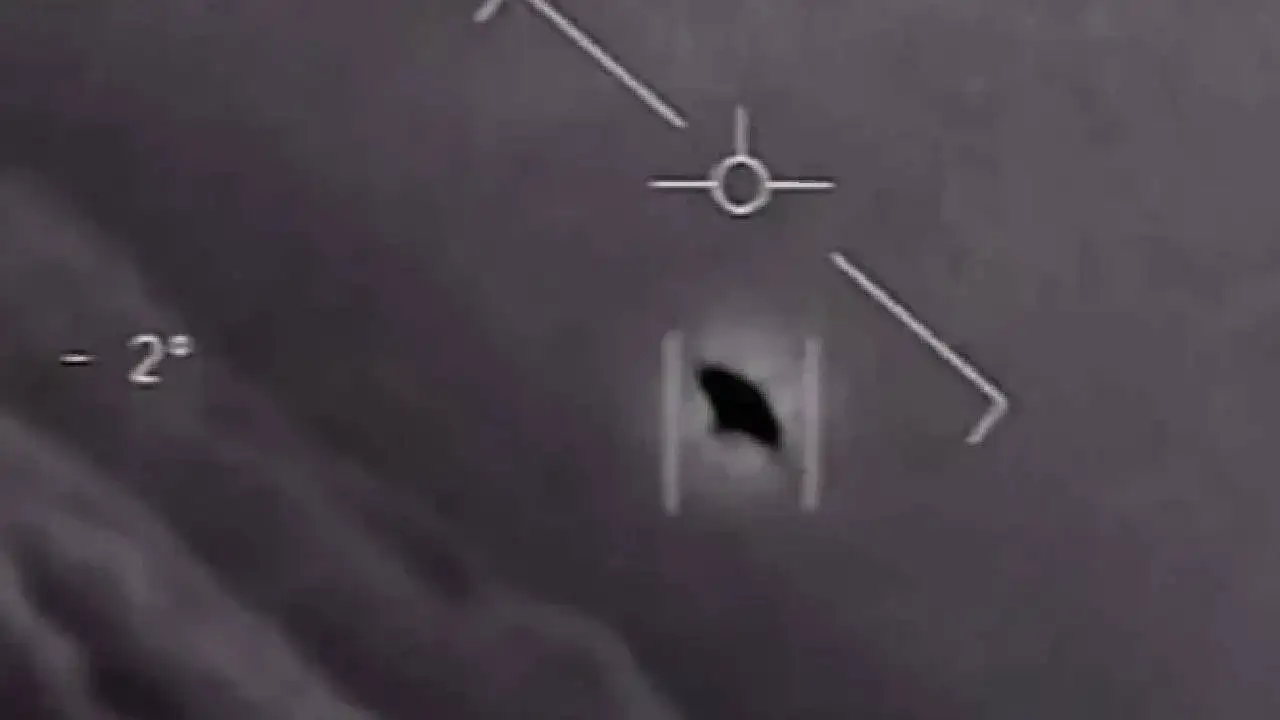 Pentagon 1952'den görüntüleri paylaştı