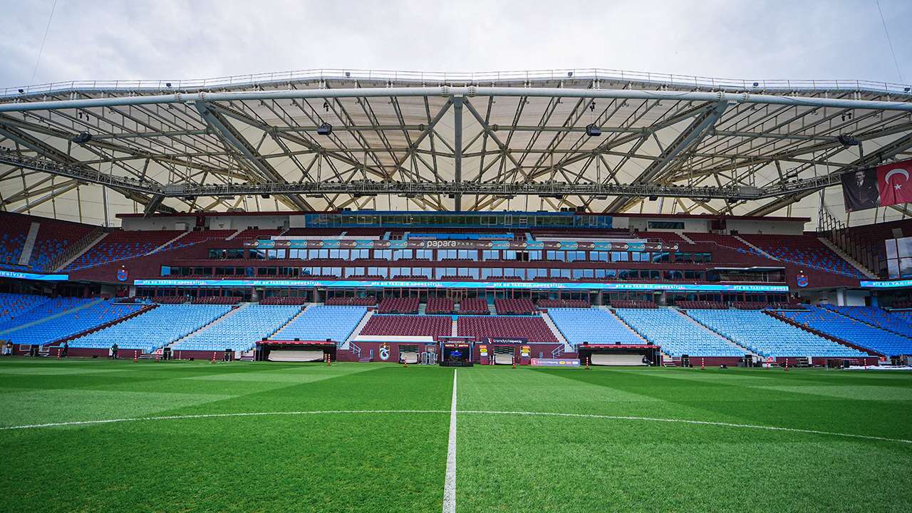 Trabzonspor-Galatasaray maçının ilk 11'leri belli oldu
