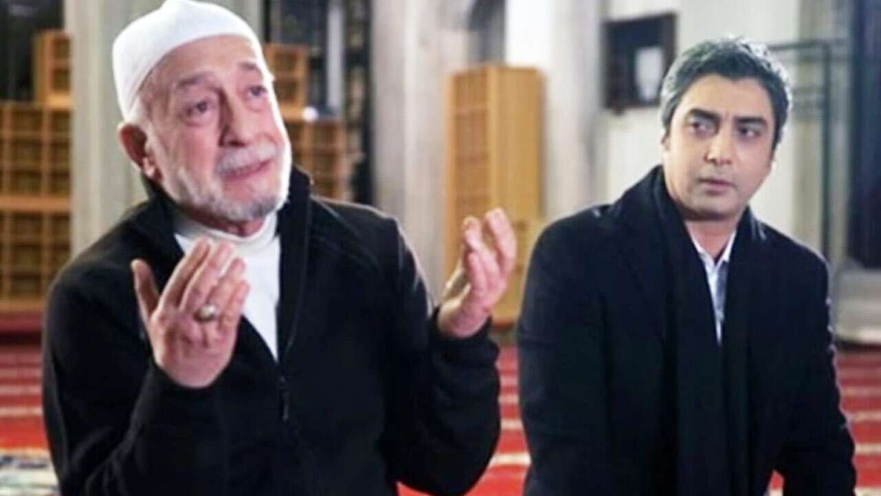 Kurtlar Vadisi’nin Ömer Babası: Osman Sınav belinde silahla dolaşıyordu