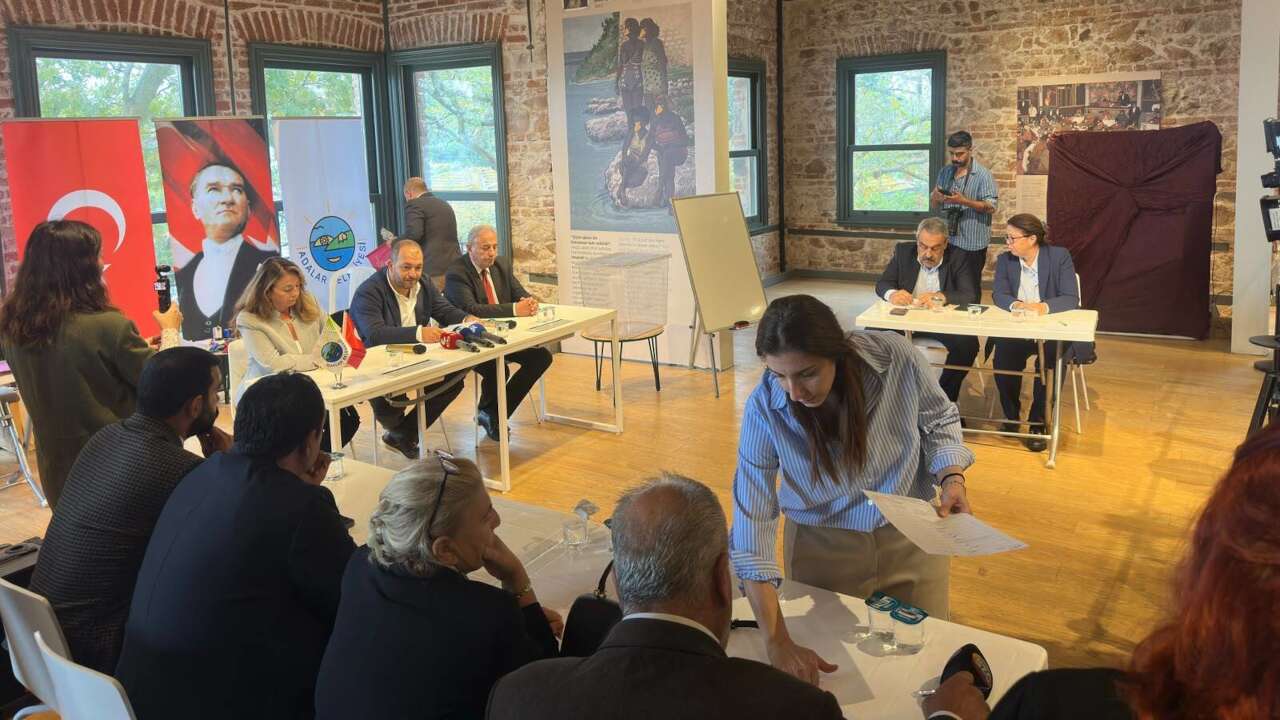 Adalar Belediyesi'nde AK Parti'ye oy veren CHP'liler disipline sevk edildi