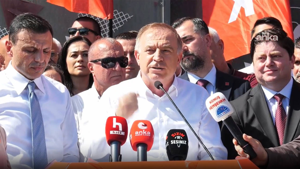 YENİ Partili Zeybek’ten Mehmet Şimşek’e fon çıkışı: 267 milyar TL'lik kamu riskine dikkat çekti