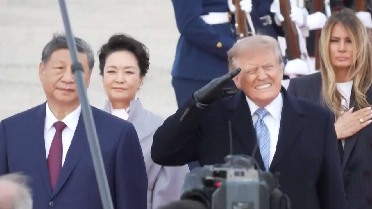 11 yıl sonraki ziyarete damga vuran an: Trump'ın tepkisi gündem oldu