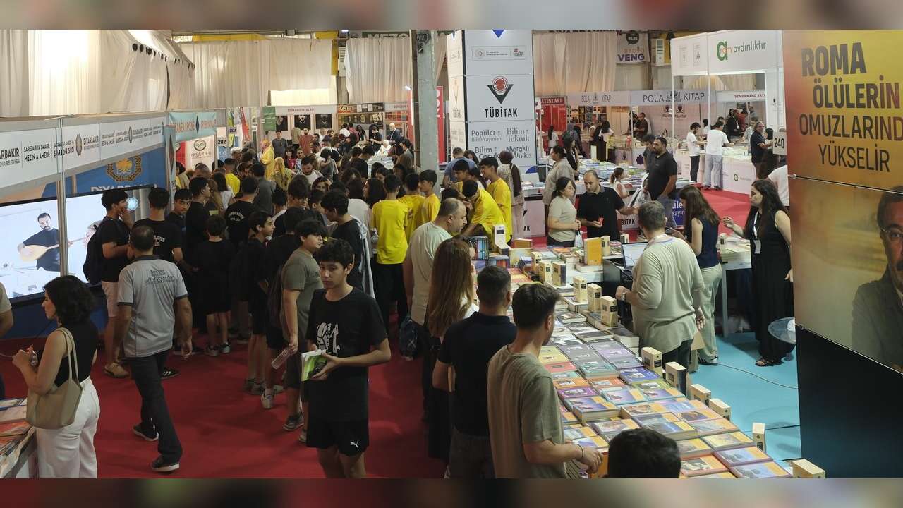 Diyarbakır Kitap Fuarı kapılarını açtı