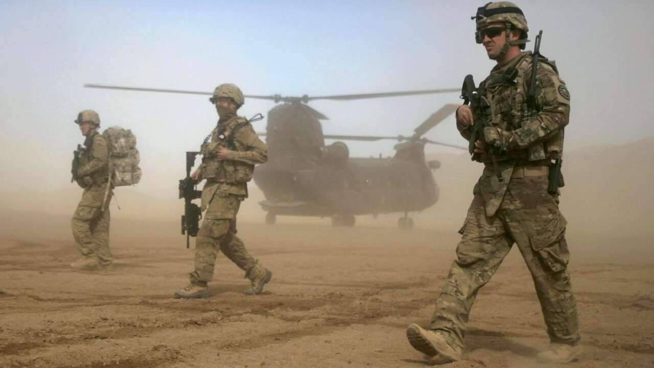 ABD ordusu Irak'tan tamamen çekildi: Ülkede 4 gün kutlama var